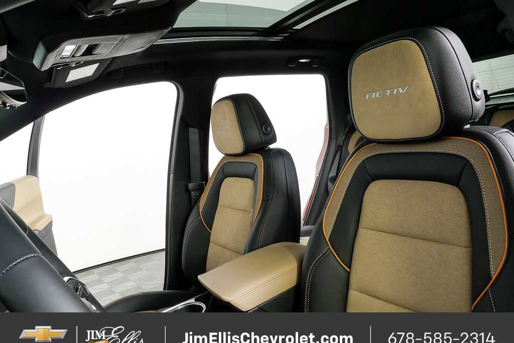 New 2026 Chevrolet Equinox ACTIV w/ Convenience Package III image 5