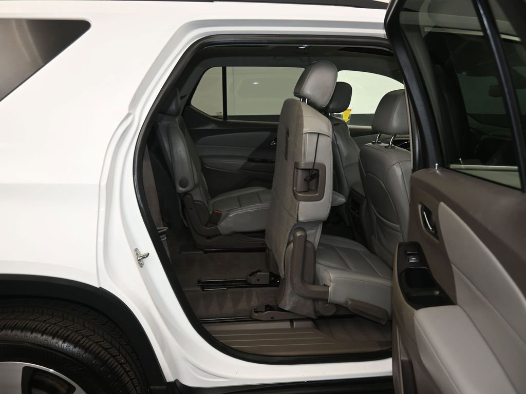 Used 2019 Chevrolet Traverse LT w/ LT Premium Package image 47