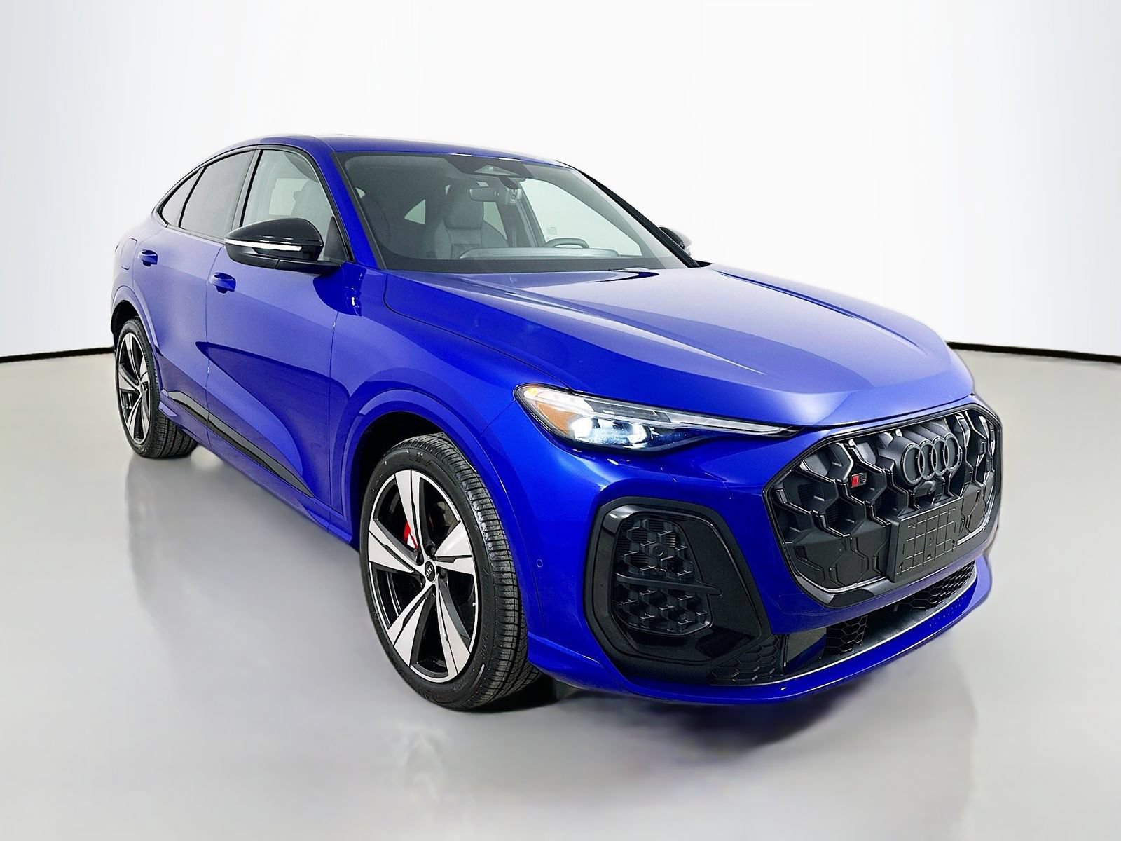 New 2026 Audi SQ5 Premium Plus AWD/4WD image 3