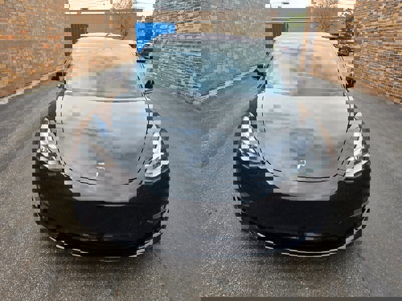 Used 2018 Tesla Model 3 Long Range image 7