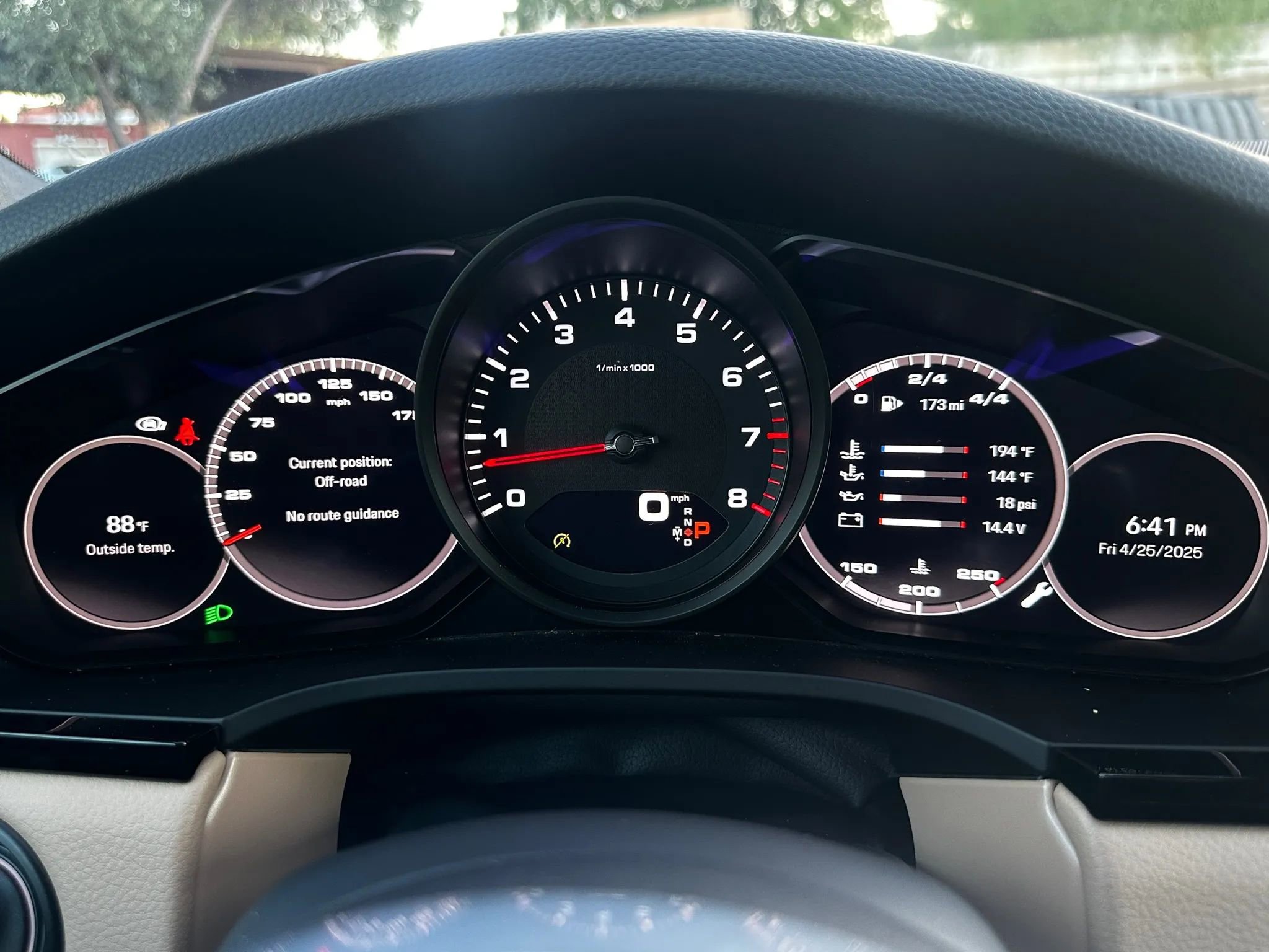 Used 2022 Porsche Cayenne Sport Utility 4D image 35