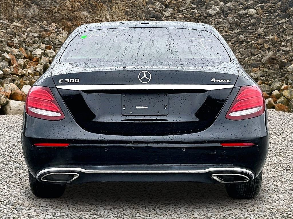 Used 2017 Mercedes-Benz E 300 4MATIC w/ Premium 1 Package image 4