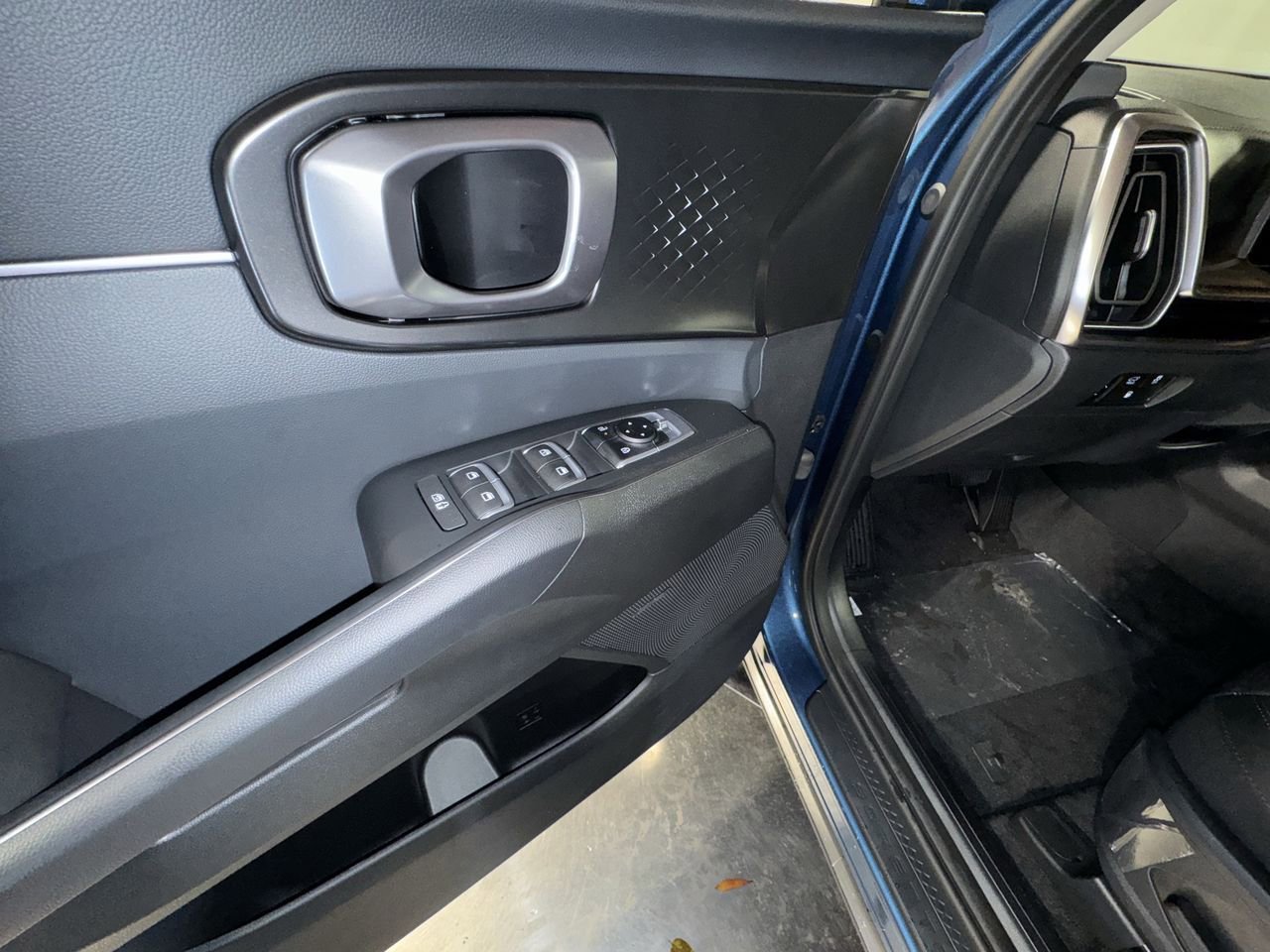 New 2026 Kia Sorento EX w/ EX Premium Package image 17