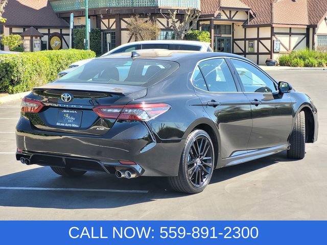 Used 2023 Toyota Camry XSE image 5