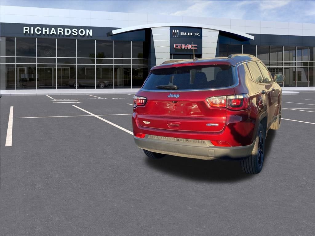 Used 2022 Jeep Compass Latitude image 7