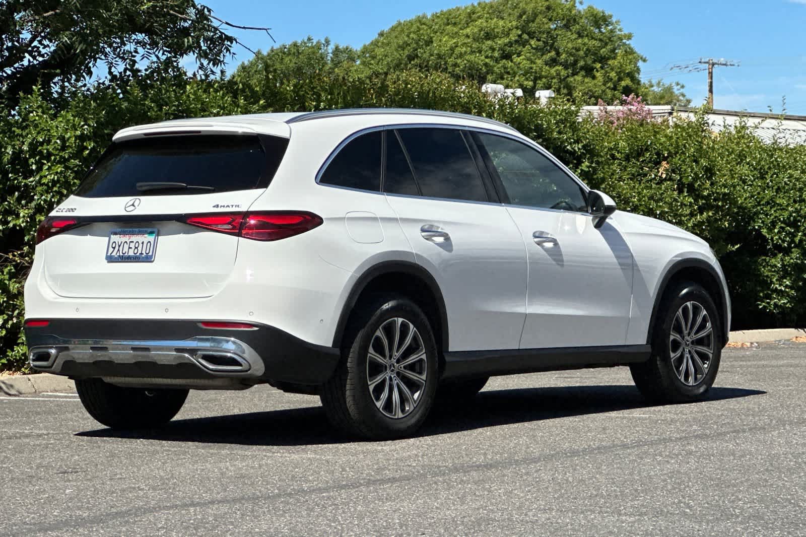 Certified 2026 Mercedes-Benz GLC 300 4MATIC image 3