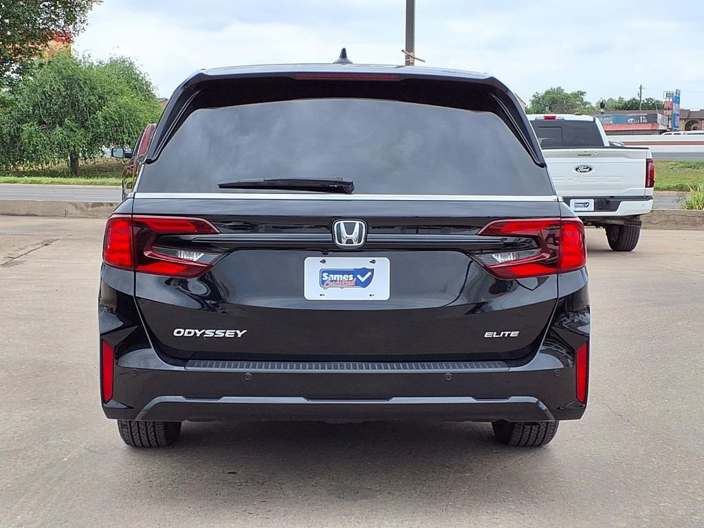 Used 2025 Honda Odyssey Elite image 7