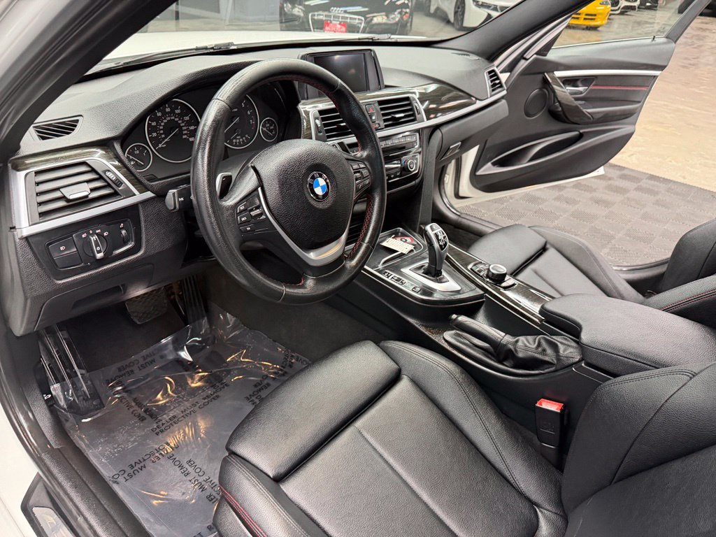 Used 2017 BMW 330i Sedan RWD image 35