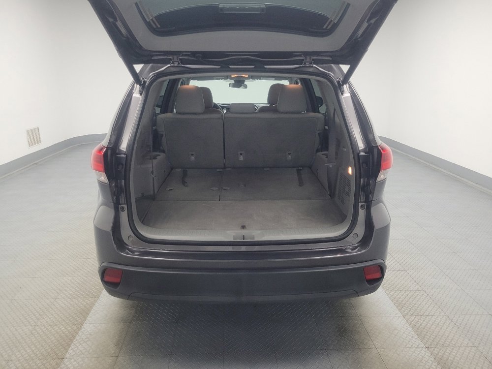 Used 2019 Toyota Highlander Plus image 29