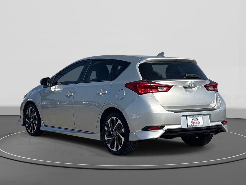 Used 2018 Toyota Corolla iM image 6