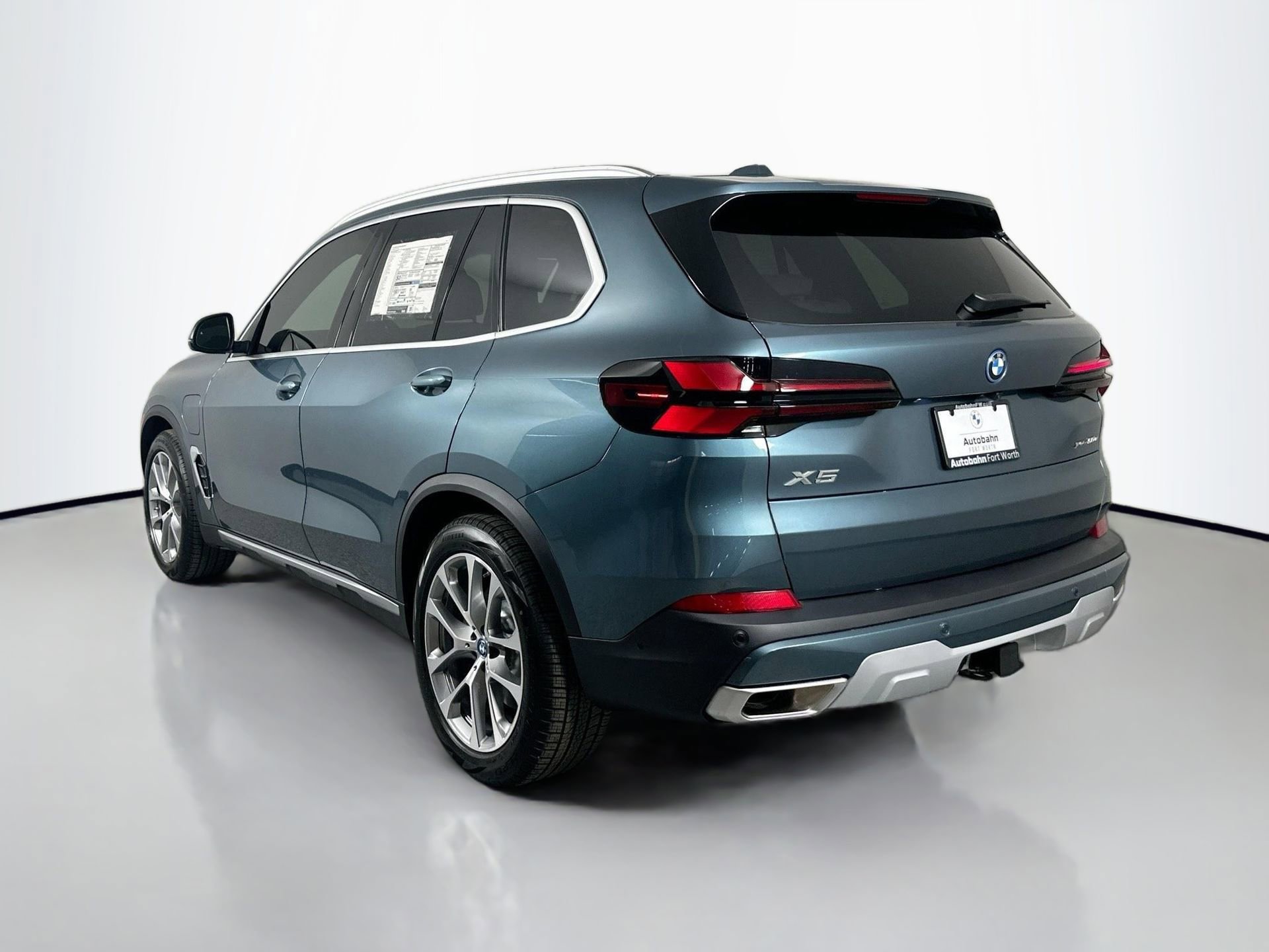 Certified 2025 BMW X5 xDrive50e image 7