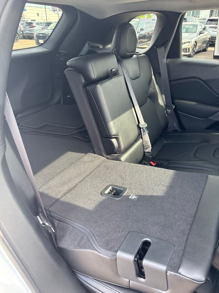 Used 2022 Jeep Cherokee Limited AWD/4WD image 31
