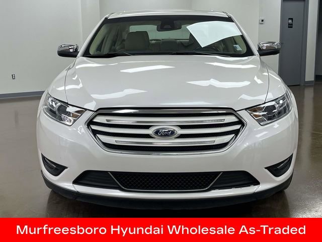 Used 2018 Ford Taurus Limited image 2