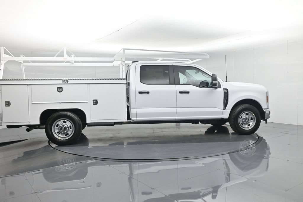 New 2026 Ford F350 XL w/ XL Chrome Package RWD image 30