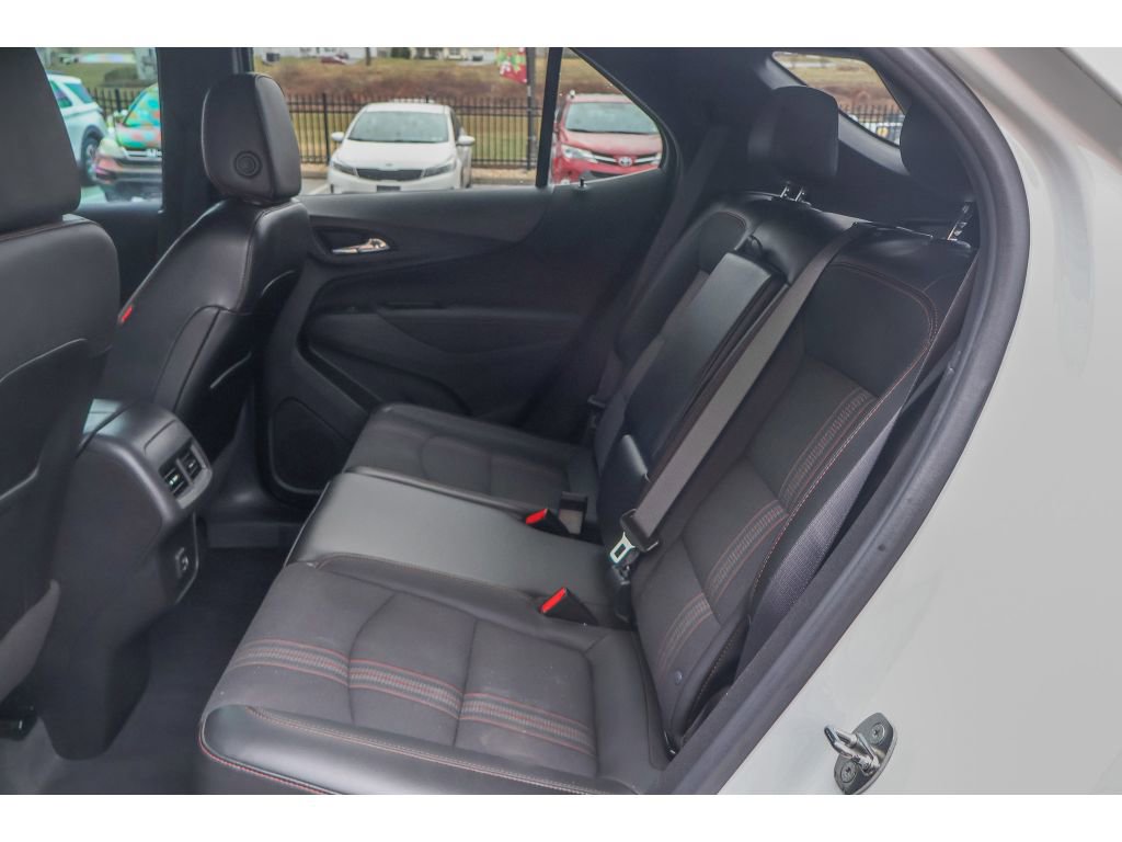 Used 2022 Chevrolet Equinox RS image 17