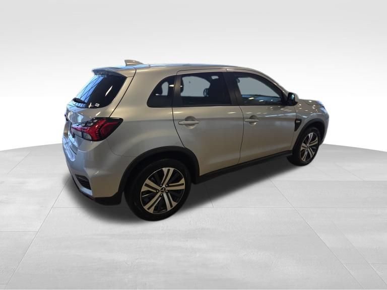 Used 2025 Mitsubishi Outlander Sport ES AWD/4WD image 9