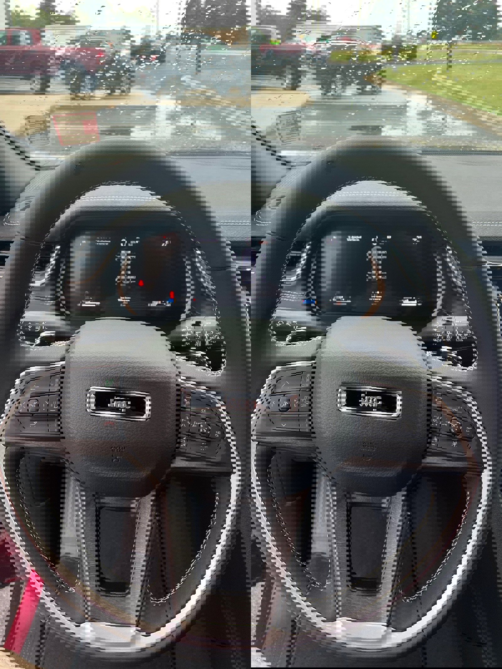 New 2025 Jeep Grand Cherokee Limited image 15