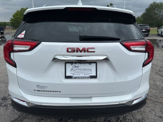 Used 2023 GMC Terrain SLT w/ LPO, Floor Liner Package FWD image 17