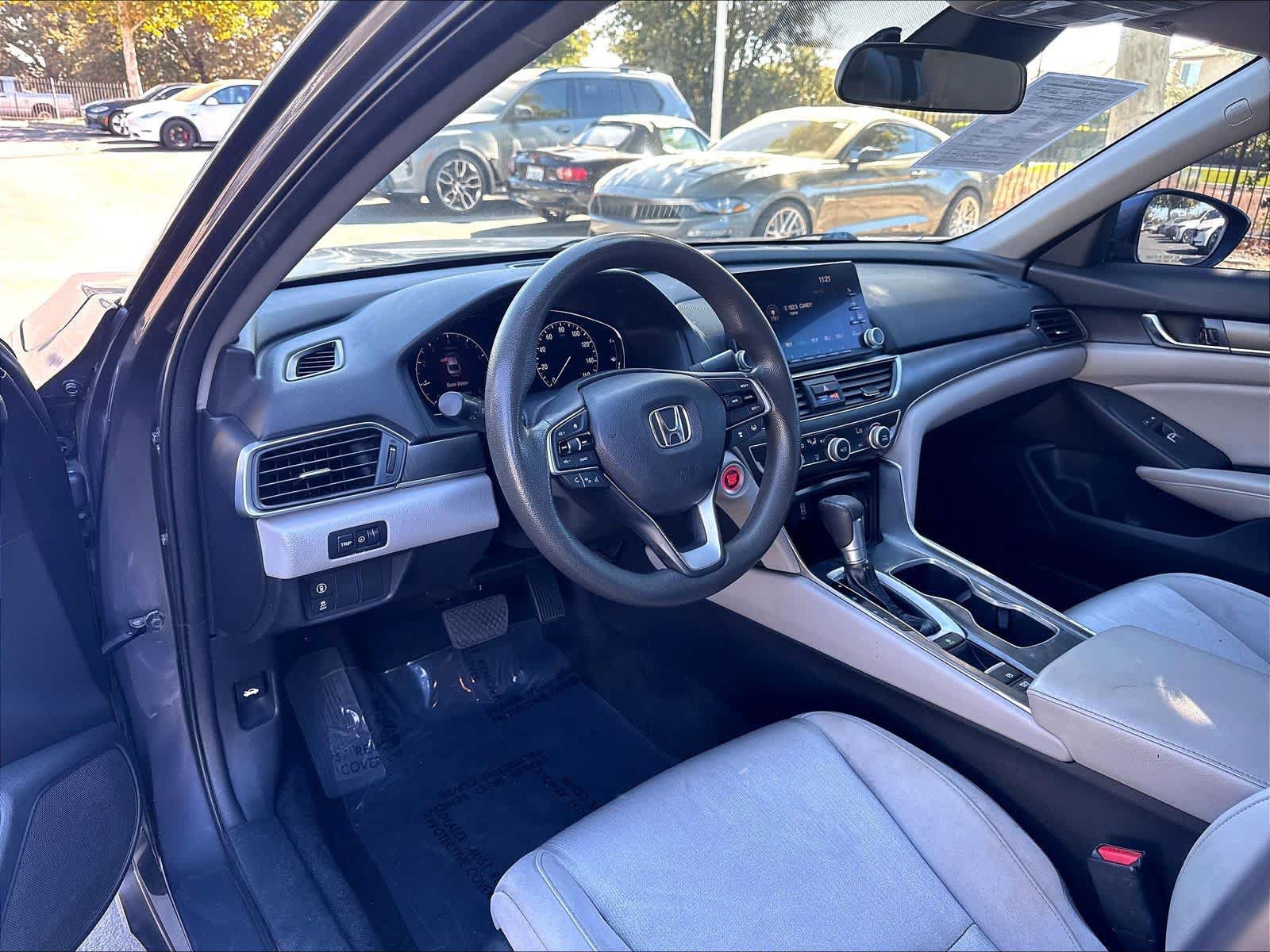Used 2018 Honda Accord LX image 18