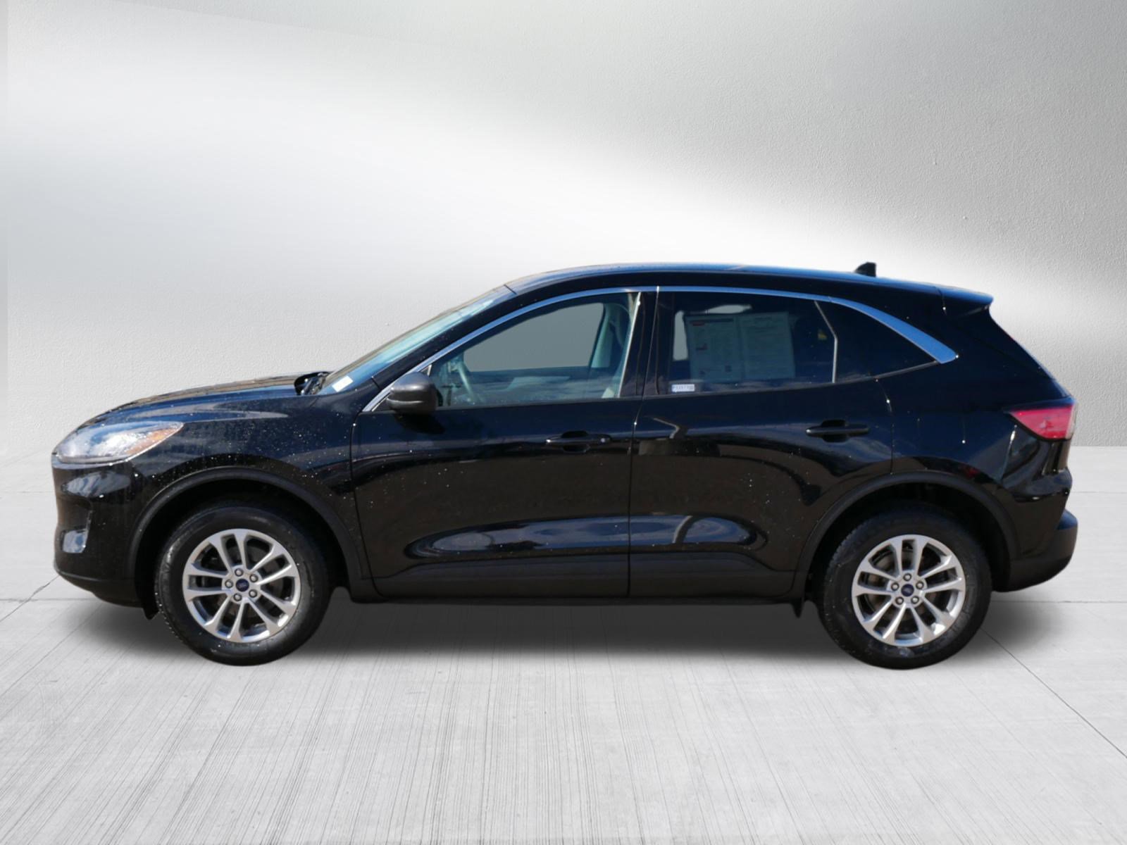 Certified 2022 Ford Escape SE AWD/4WD image 4