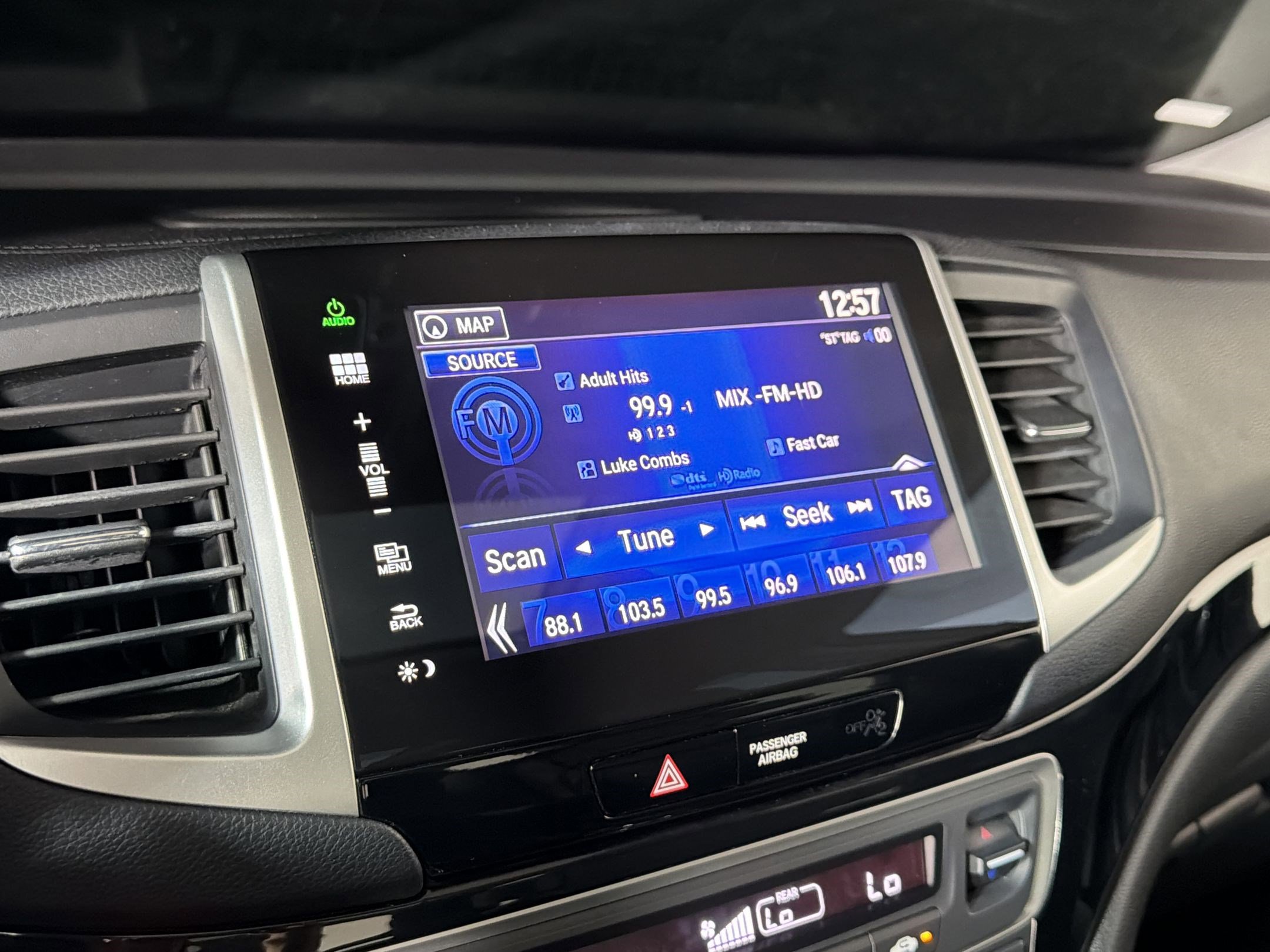 Used 2016 Honda Pilot Elite image 23