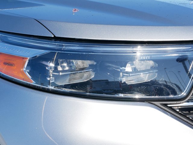 Certified 2022 Ford Explorer XLT w/ Equipment Group 202A image 5