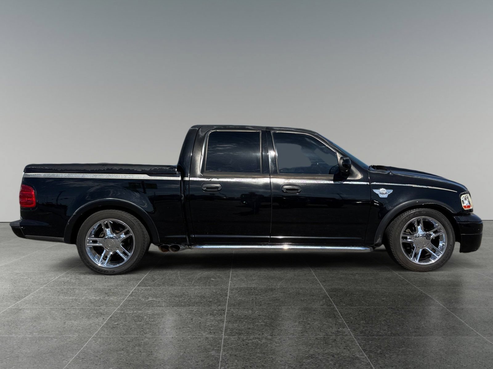 Used 2003 Ford F150 Harley-Davidson RWD image 8