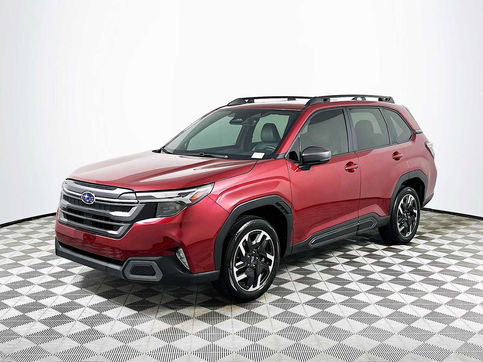 Certified 2025 Subaru Forester Limited w/ Popular Package #1 AWD/4WD image 3