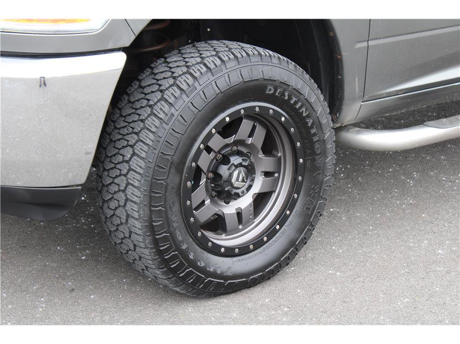 Used 2011 RAM 2500 SLT image 5