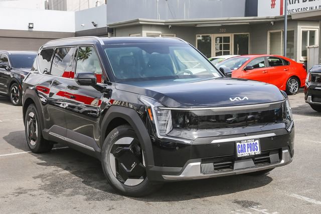 New 2026 Kia EV9 Wind AWD/4WD image 2