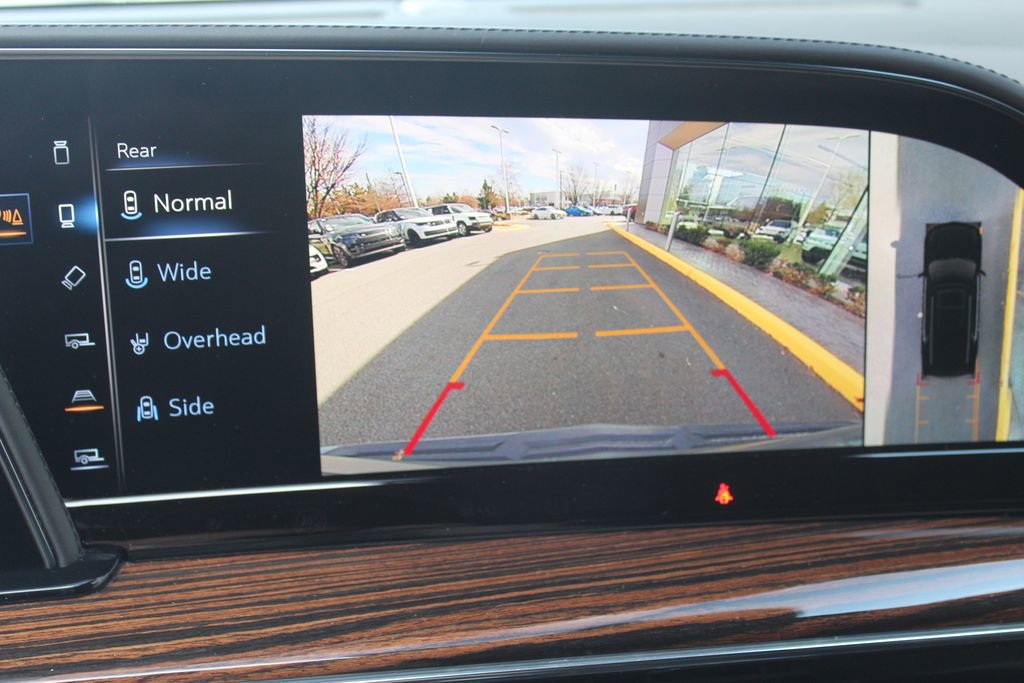 Used 2021 Cadillac Escalade ESV Premium Luxury w/ Driver Assist Tech Package image 18