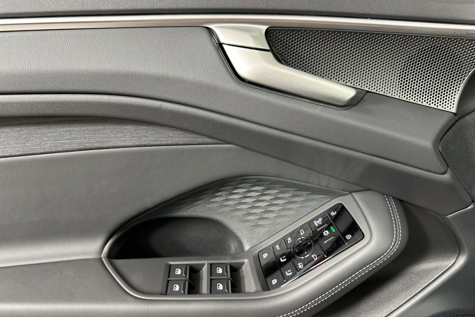 New 2026 Audi A6 Premium Plus image 10