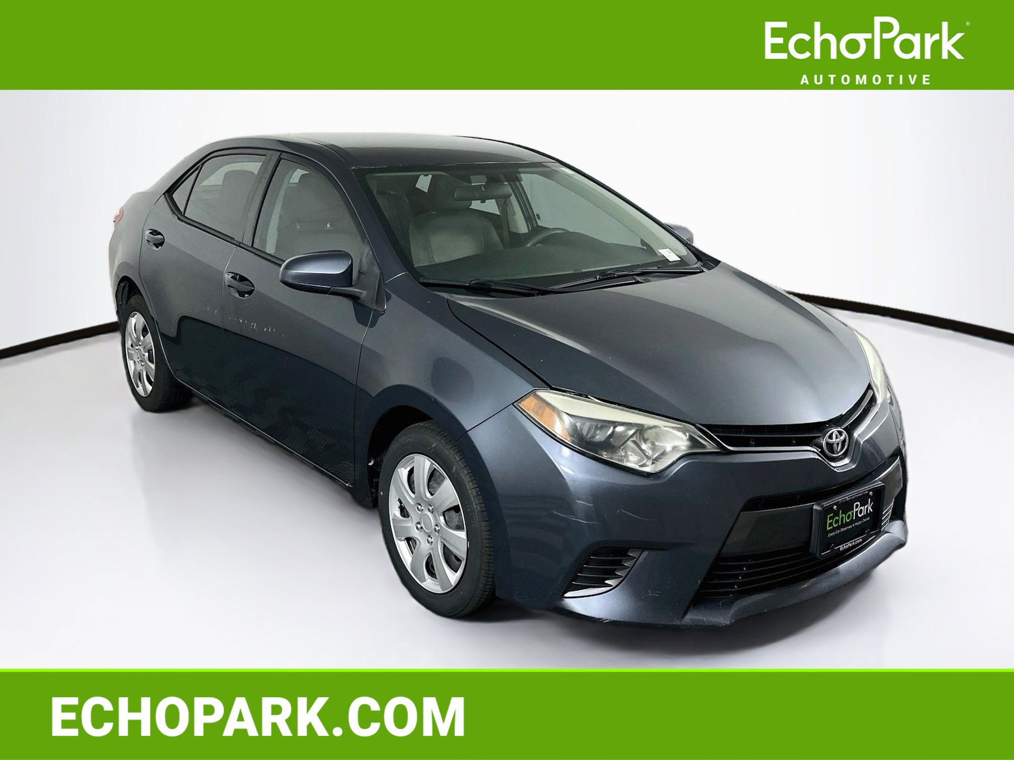 Used 2015 Toyota Corolla LE FWD image 1