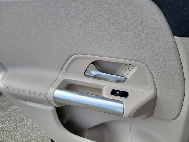 Used 2021 Mercedes-Benz GLA 250 image 14