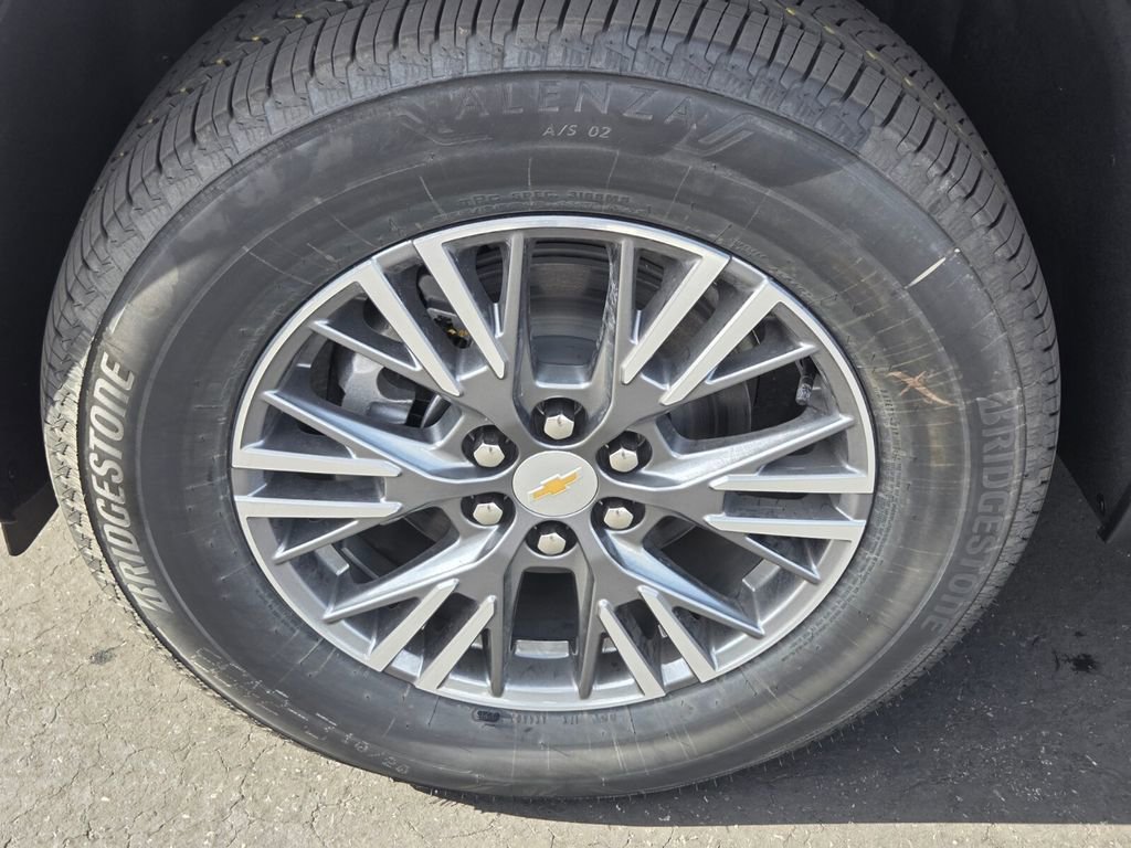 New 2026 Chevrolet Traverse LT w/ Enhanced Driving Package FWD image 5