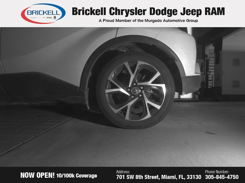 Used 2019 Toyota C-HR XLE image 10