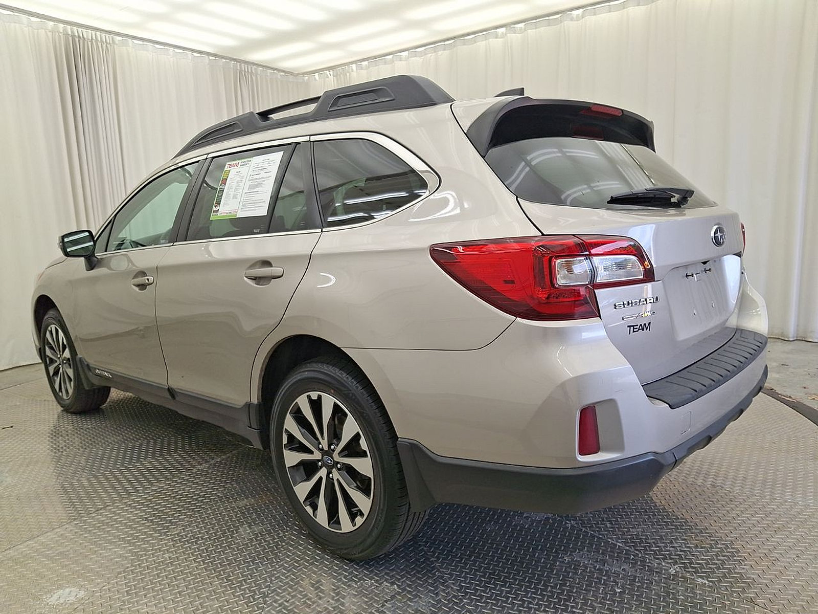 Used 2016 Subaru Outback 2.5i Limited AWD/4WD image 22