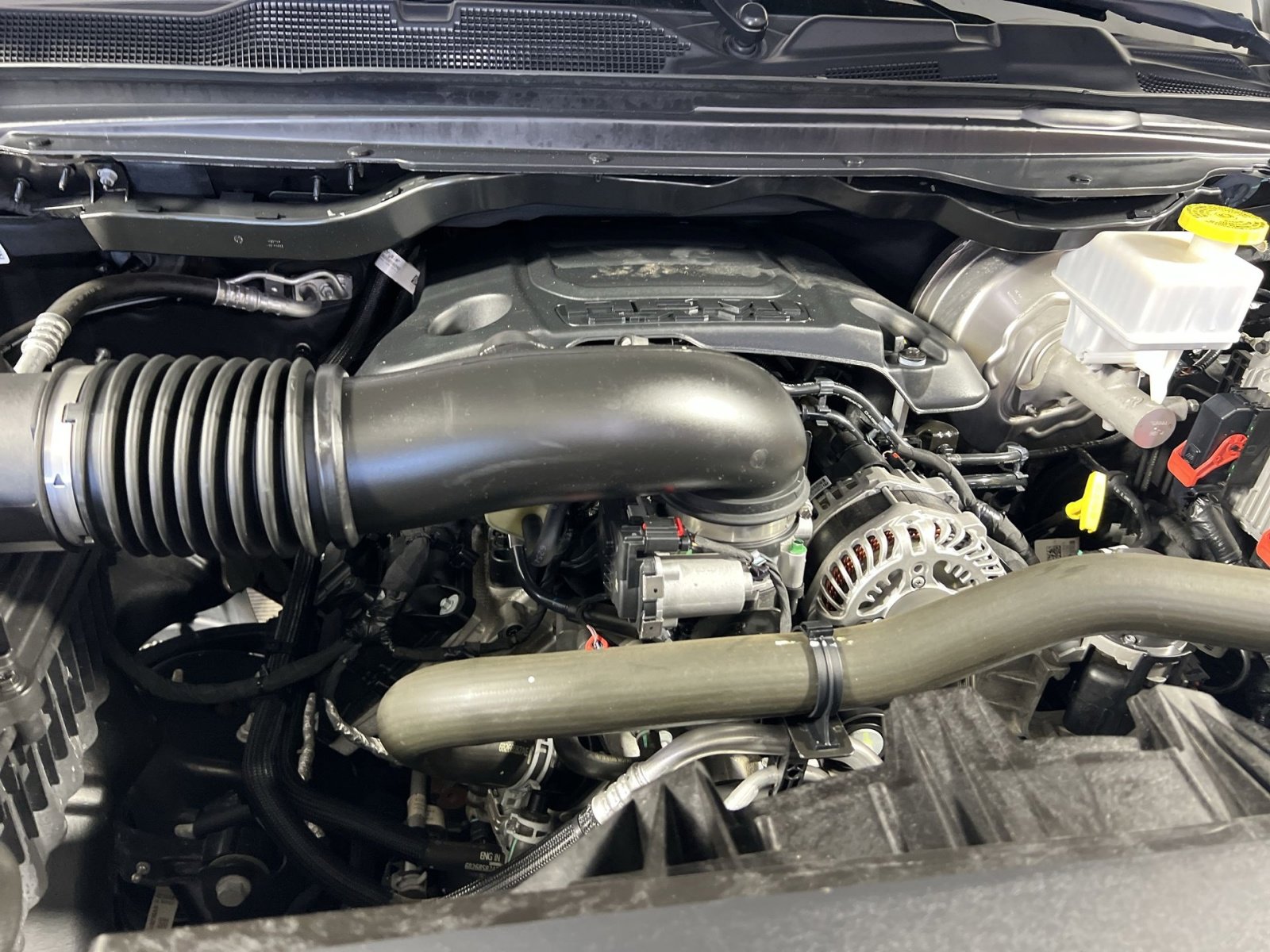 Used 2022 RAM 1500 Big Horn AWD/4WD image 29