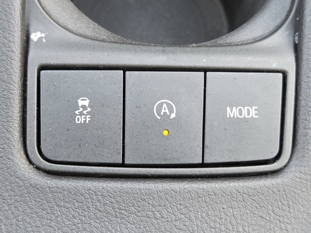 Used 2023 Cadillac XT4 Luxury w/ Driver Awareness Package FWD image 6