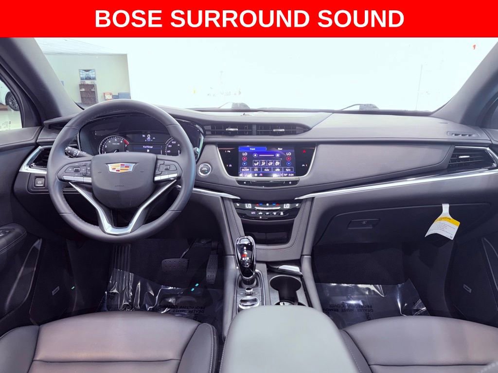 Used 2025 Cadillac XT6 Luxury FWD image 10