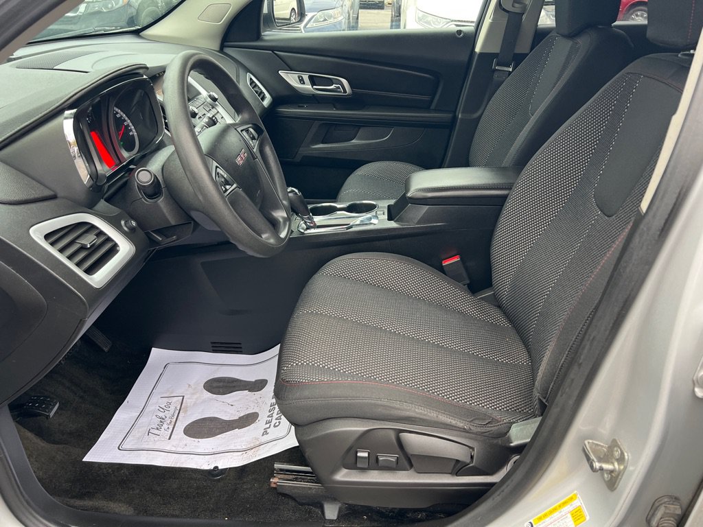 Used 2017 GMC Terrain SLE FWD image 18