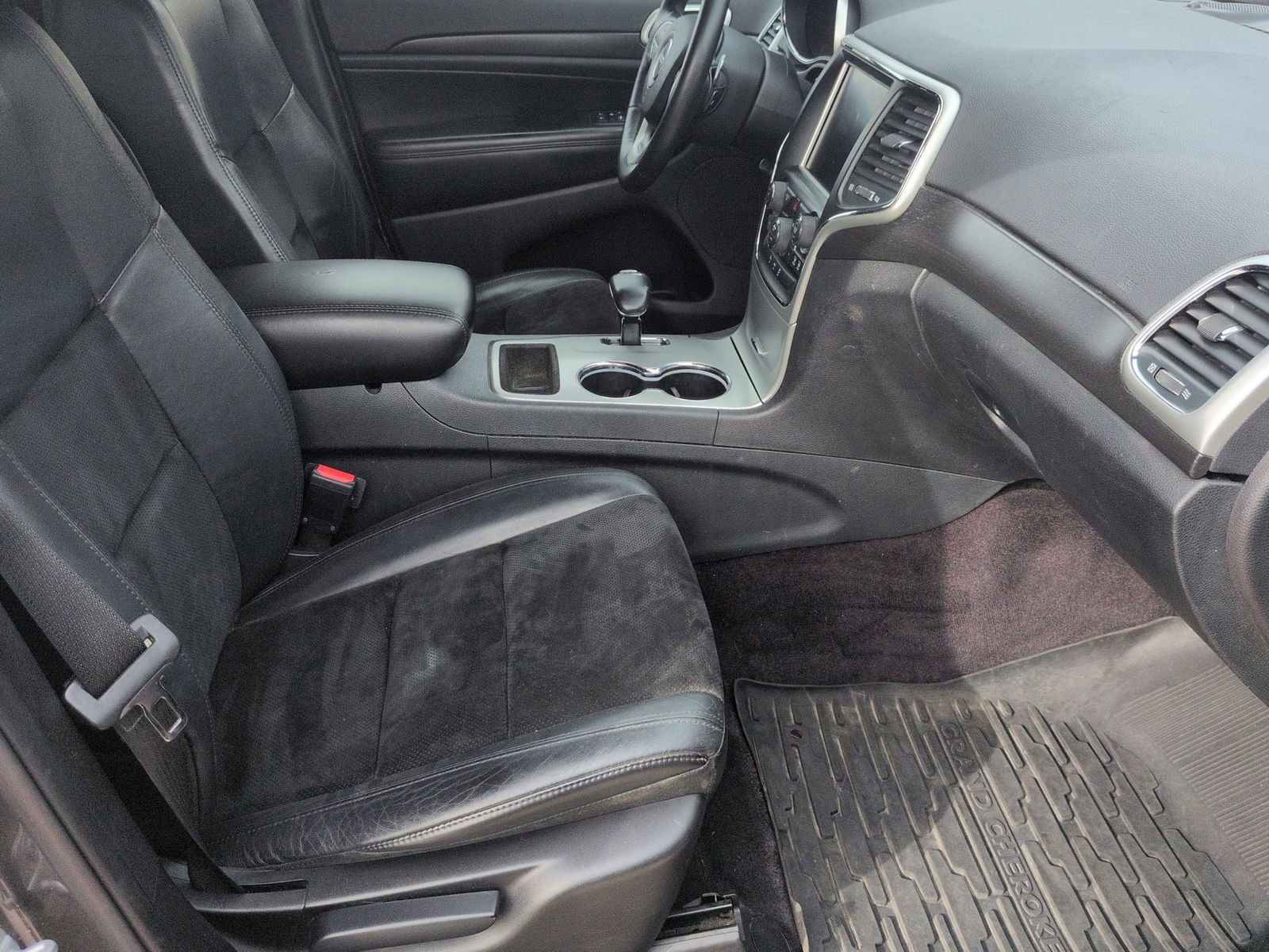 Used 2015 Jeep Grand Cherokee Altitude image 28