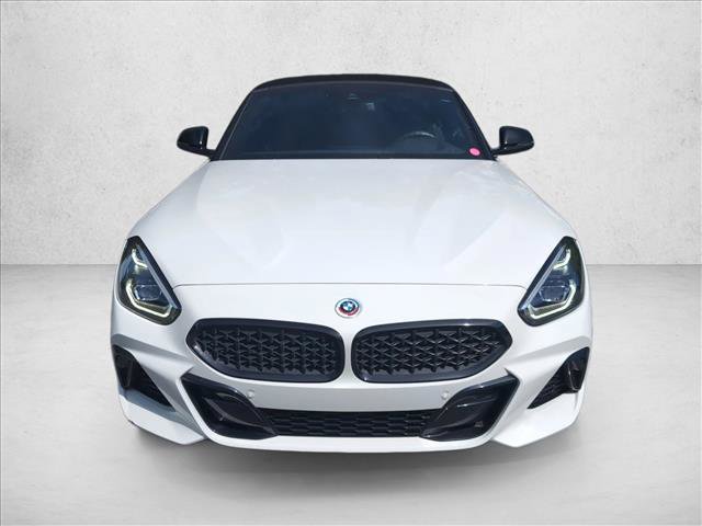 Used 2022 BMW Z4 M40i w/ Premium Package RWD image 3