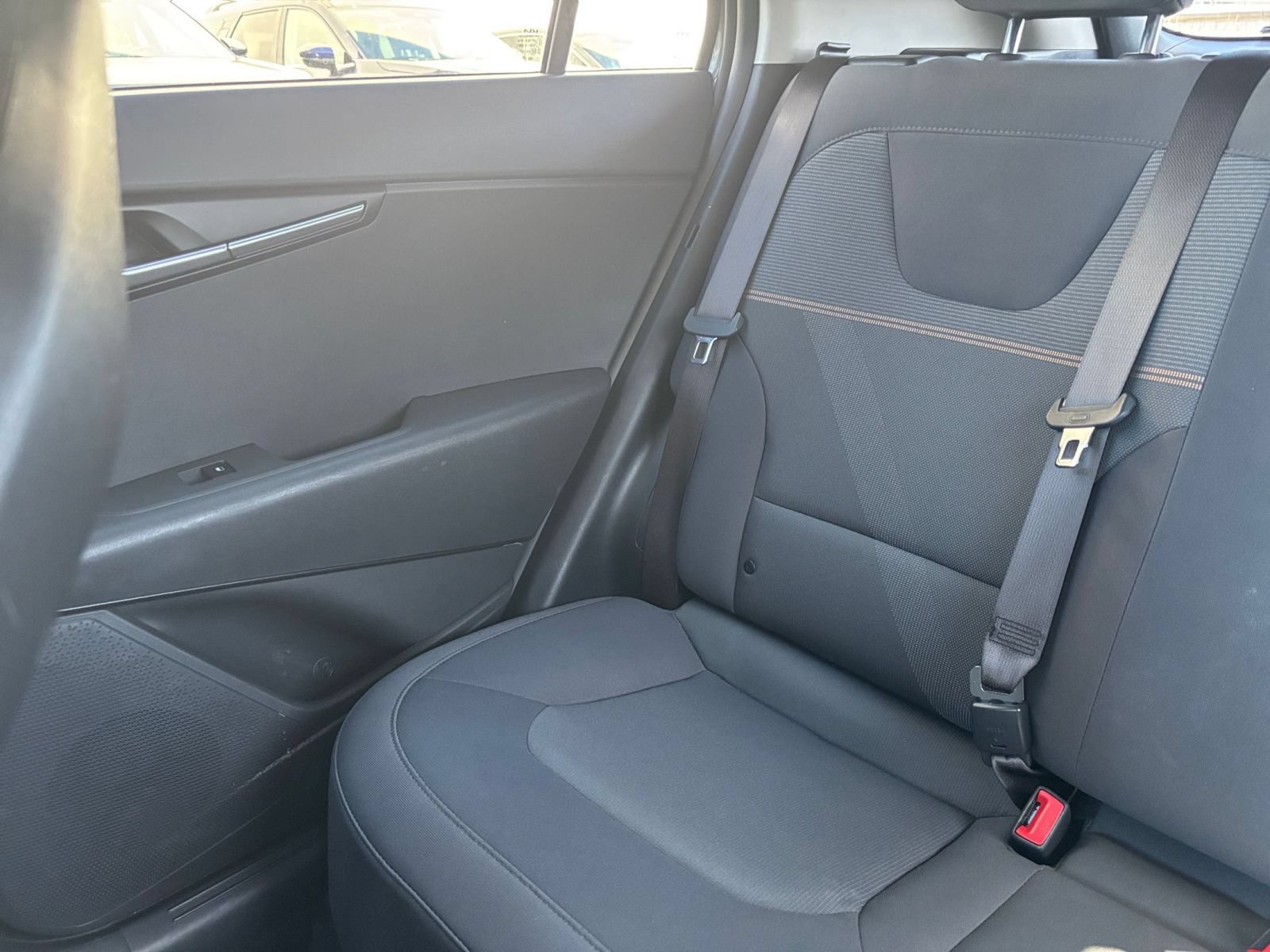 Used 2026 Kia Niro LX FWD image 37