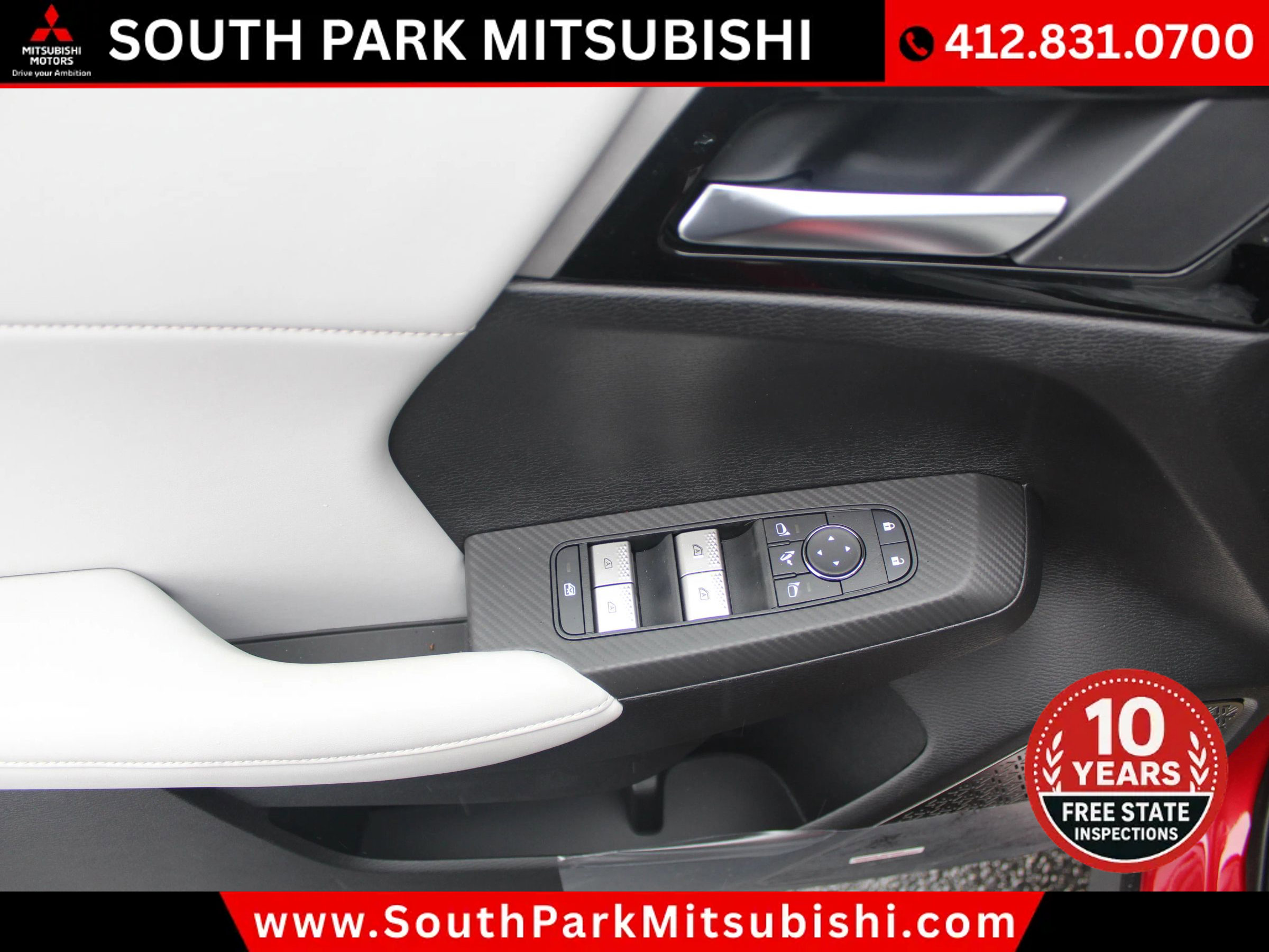 New 2025 Mitsubishi Outlander SE image 16