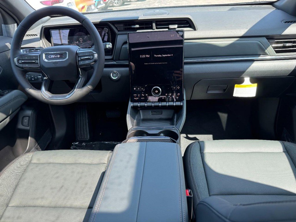 New 2026 GMC Terrain AT4 w/ Convenience Package III image 7