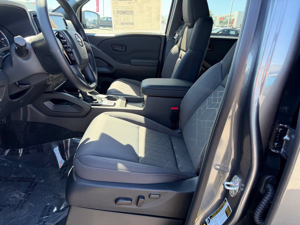 New 2027 Nissan Frontier SV w/ Tow Package AWD/4WD image 28