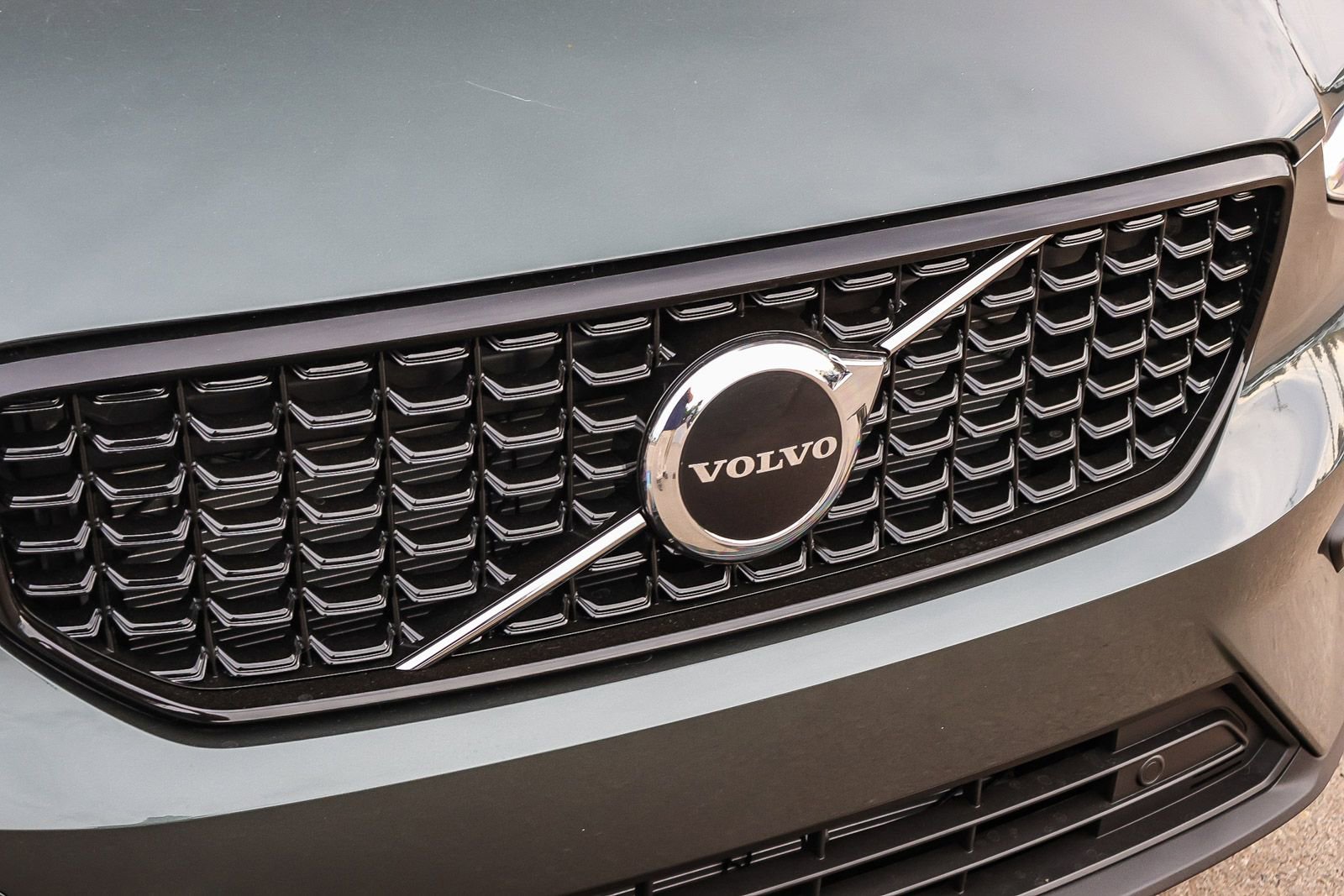 New 2026 Volvo XC40 B5 Core w/ Climate Package image 16