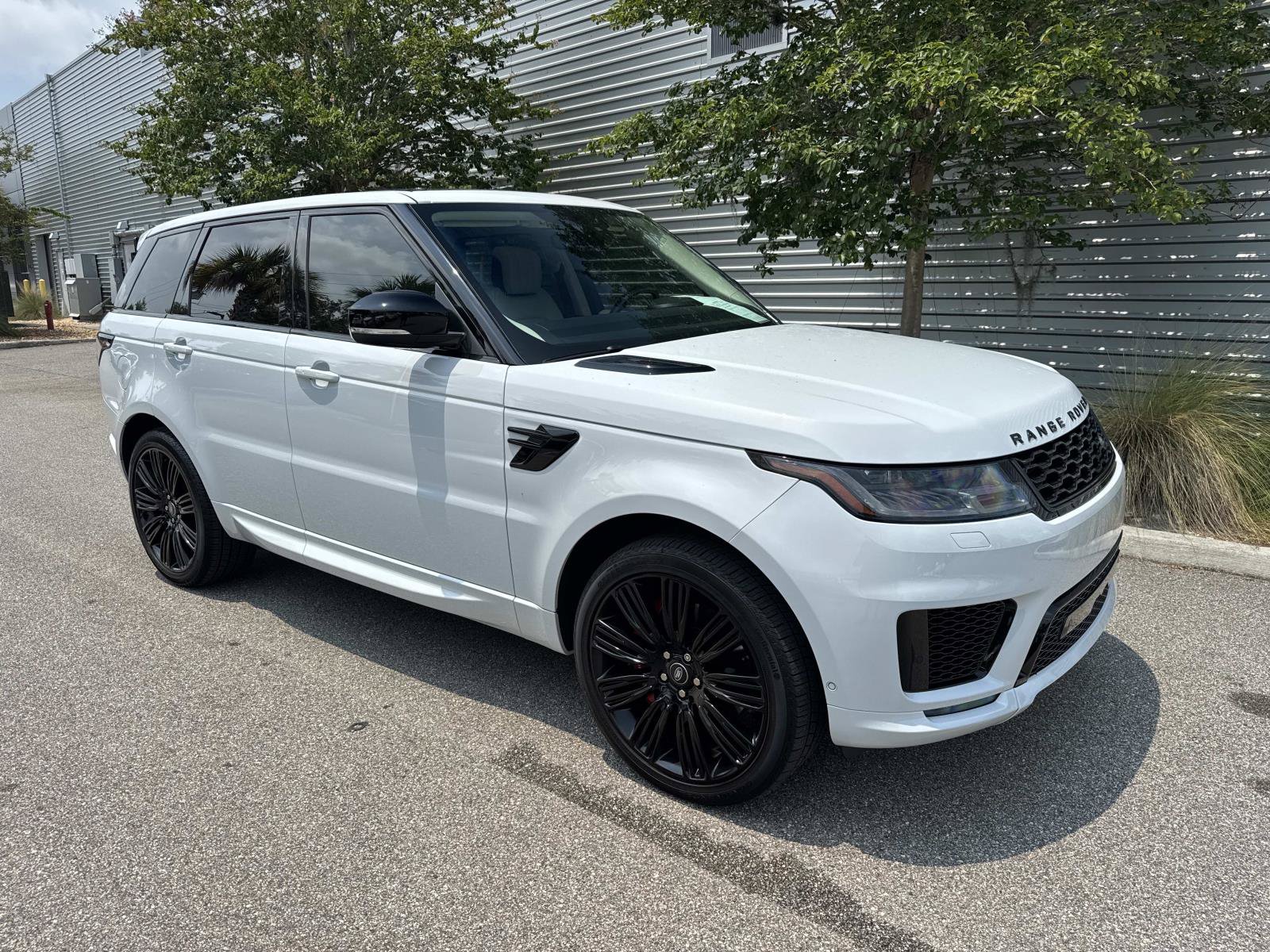 Used 2022 Land Rover Range Rover Sport HSE Dynamic AWD/4WD image 4