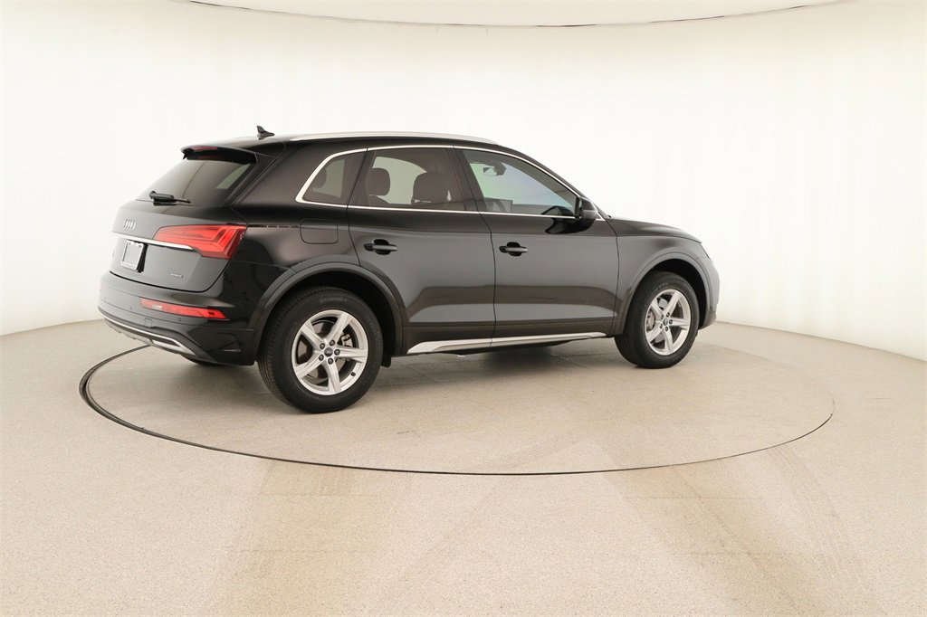 Certified 2023 Audi Q5 2.0T Premium w/ Convenience Package image 7